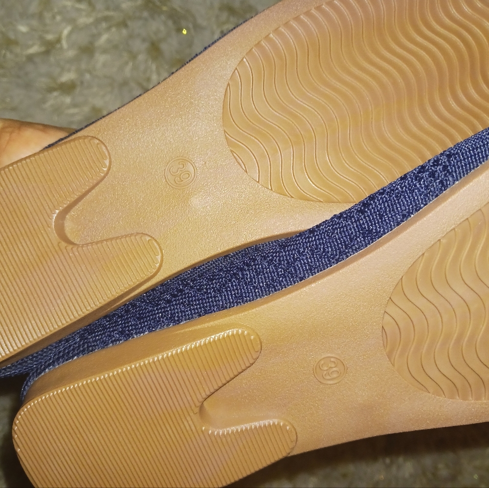 NEW Women Navy Blue Elastic Loafer Shoes - Picture 7 of 7